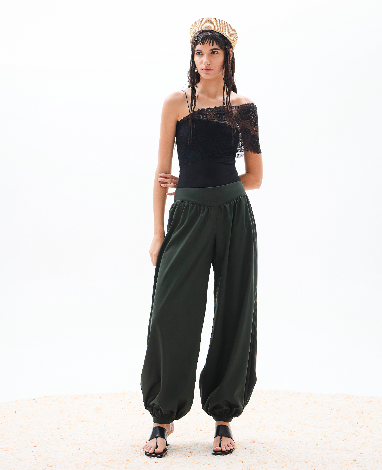 Body Clavel - Black