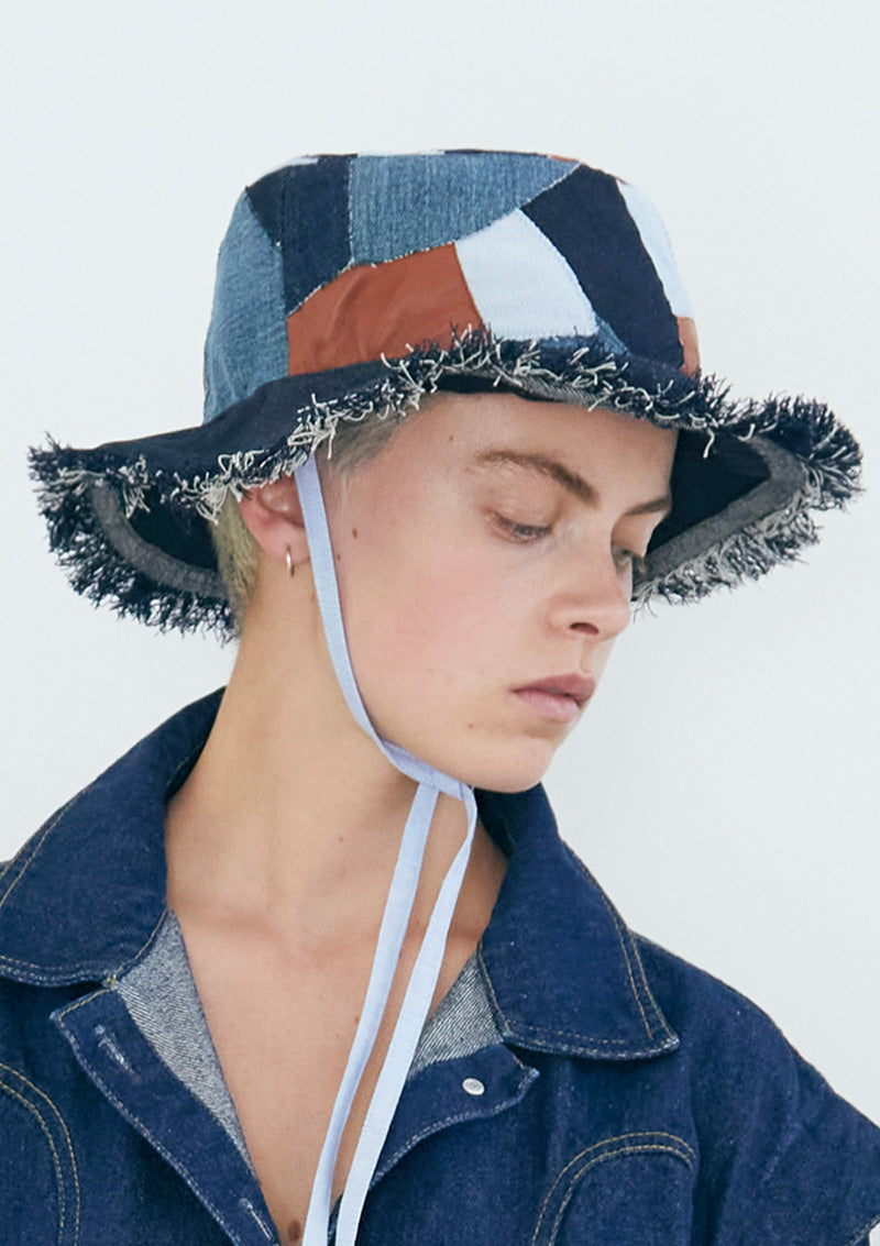 Bucket Hat Crowy