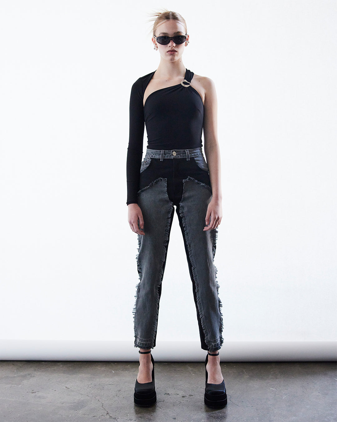 Lara Black Jeans