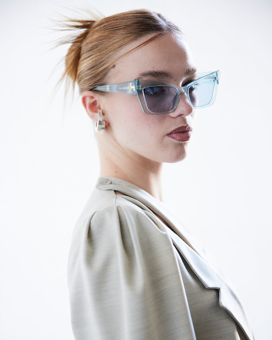 Cau Cau Light Blue Sunglasses