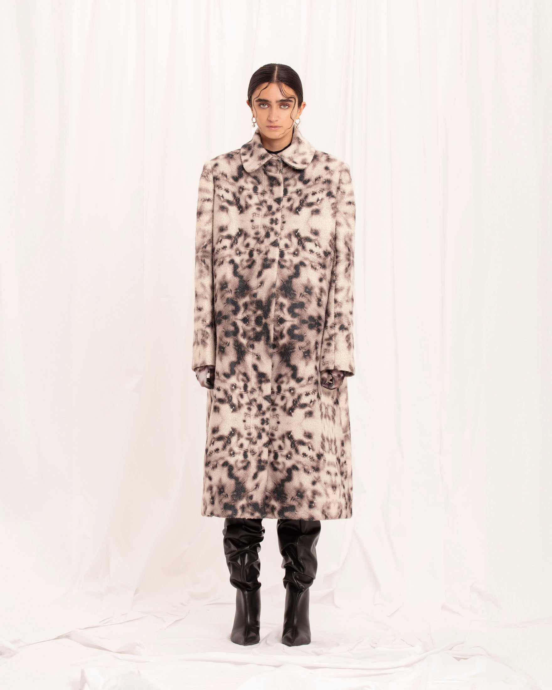 IMMEDIATE DELIVERY / Cruella Dalmatian Print Coat