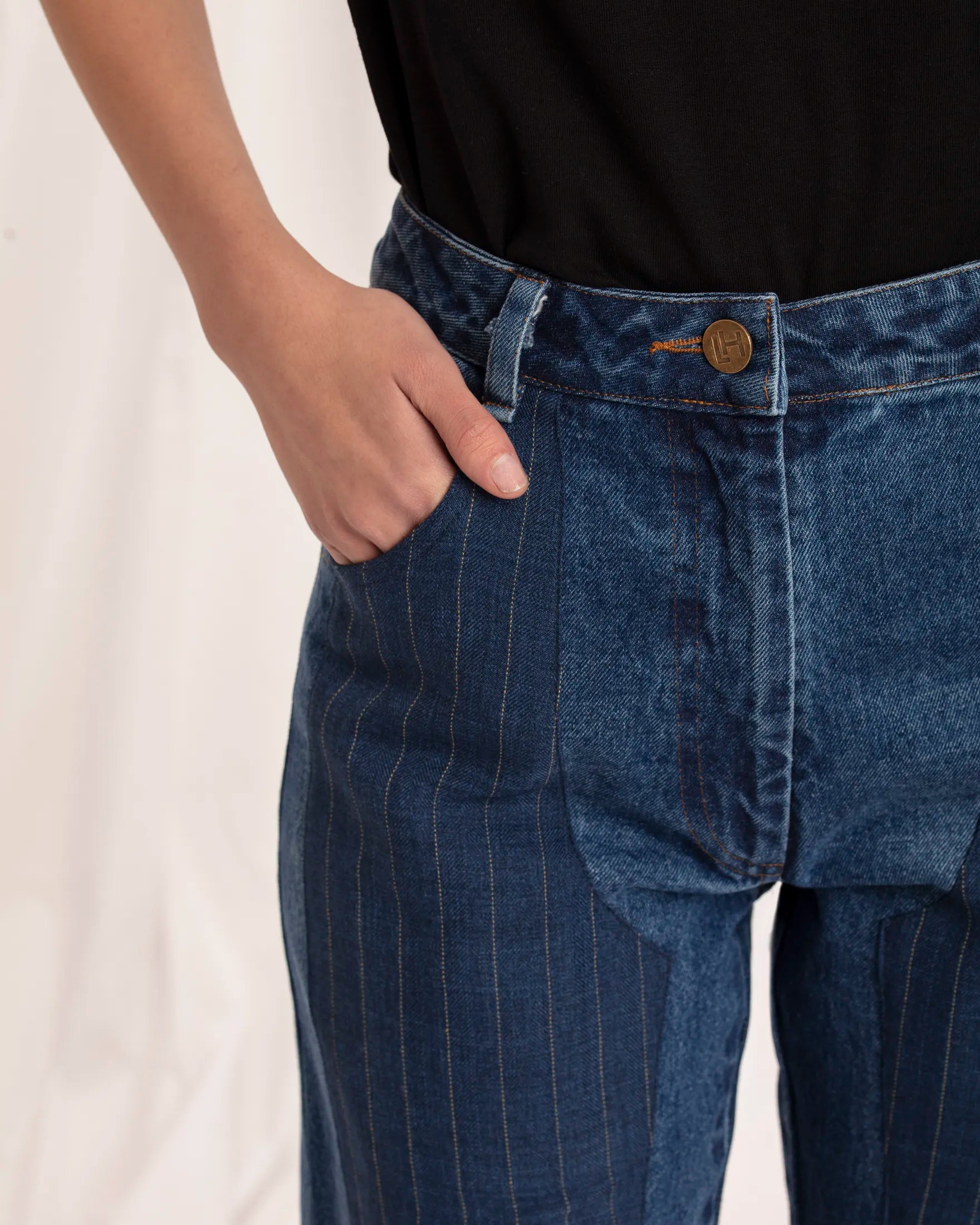 IMMEDIATE DELIVERY / Lara Jeans Diplomatic 