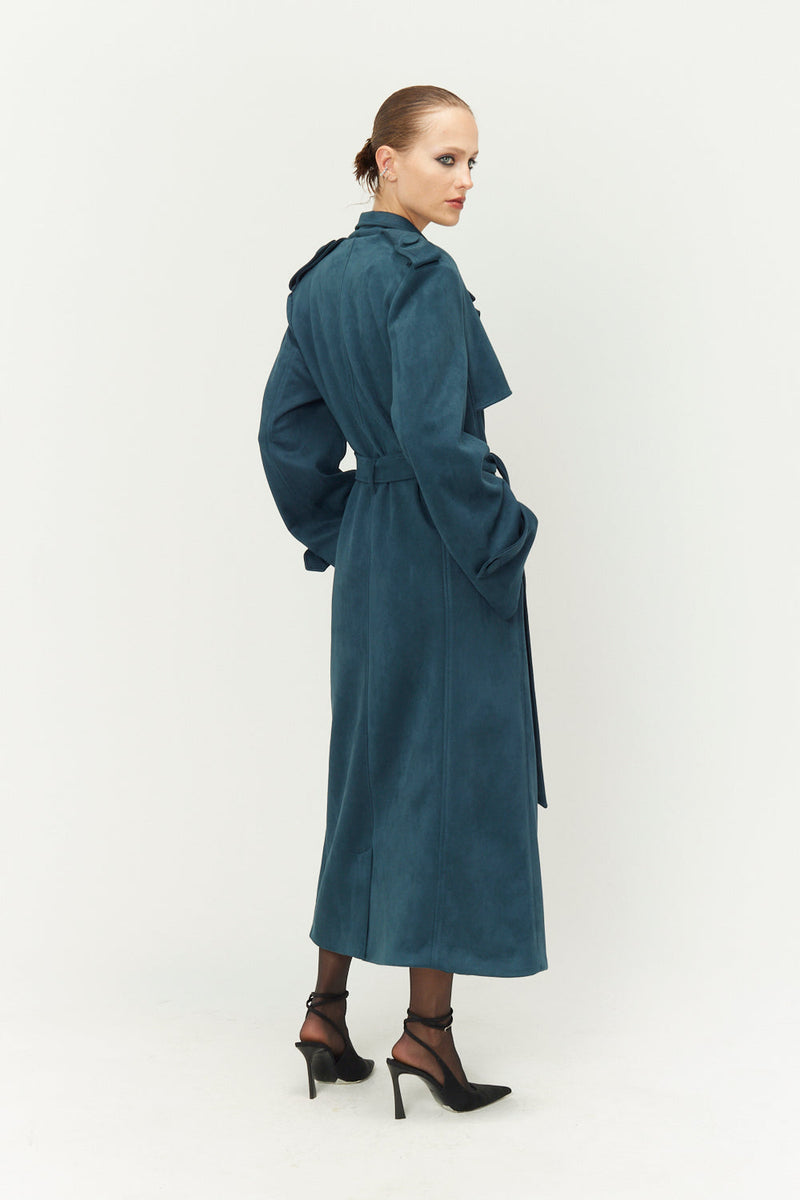 PRE-ODER Trauco Petroleum Blue Coat