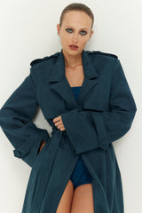 PRE-ODER Trauco Petroleum Blue Coat