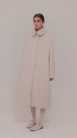 IMMEDIATE DELIVERY / Cruella Ivory Coat